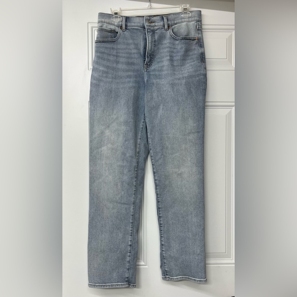 Express Modern Straight Jeans
